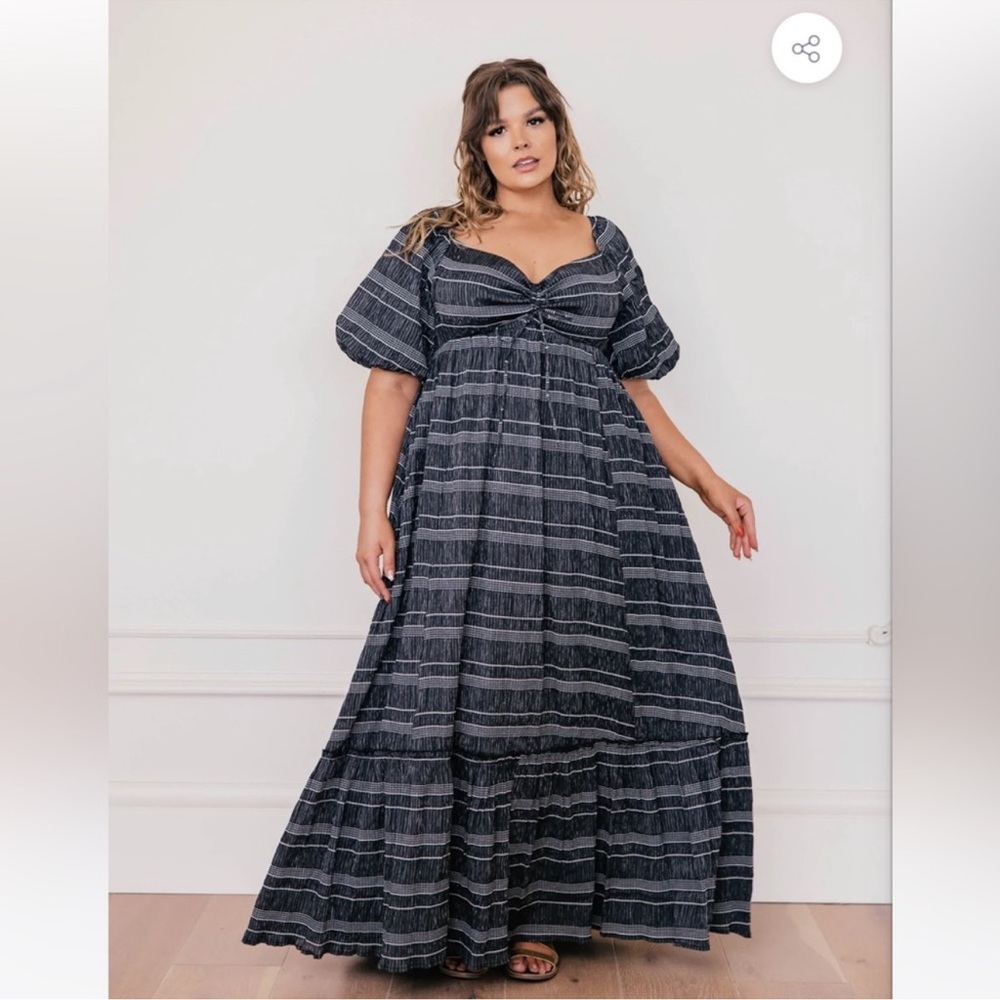 JessaKae Black and Gray Striped Maxi Dress